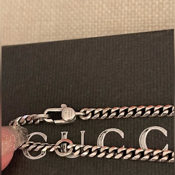 GUCCI INFINITY KNOT SS 925 NECKLACE UNISEX W/BOX 19”/18” - Picture 4 of 7